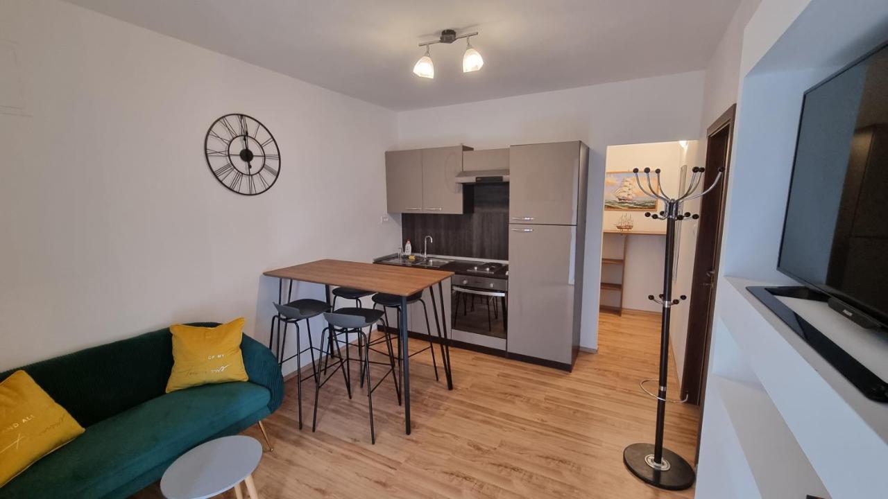 Holiday Home Gabi Рогозниця Екстер'єр фото