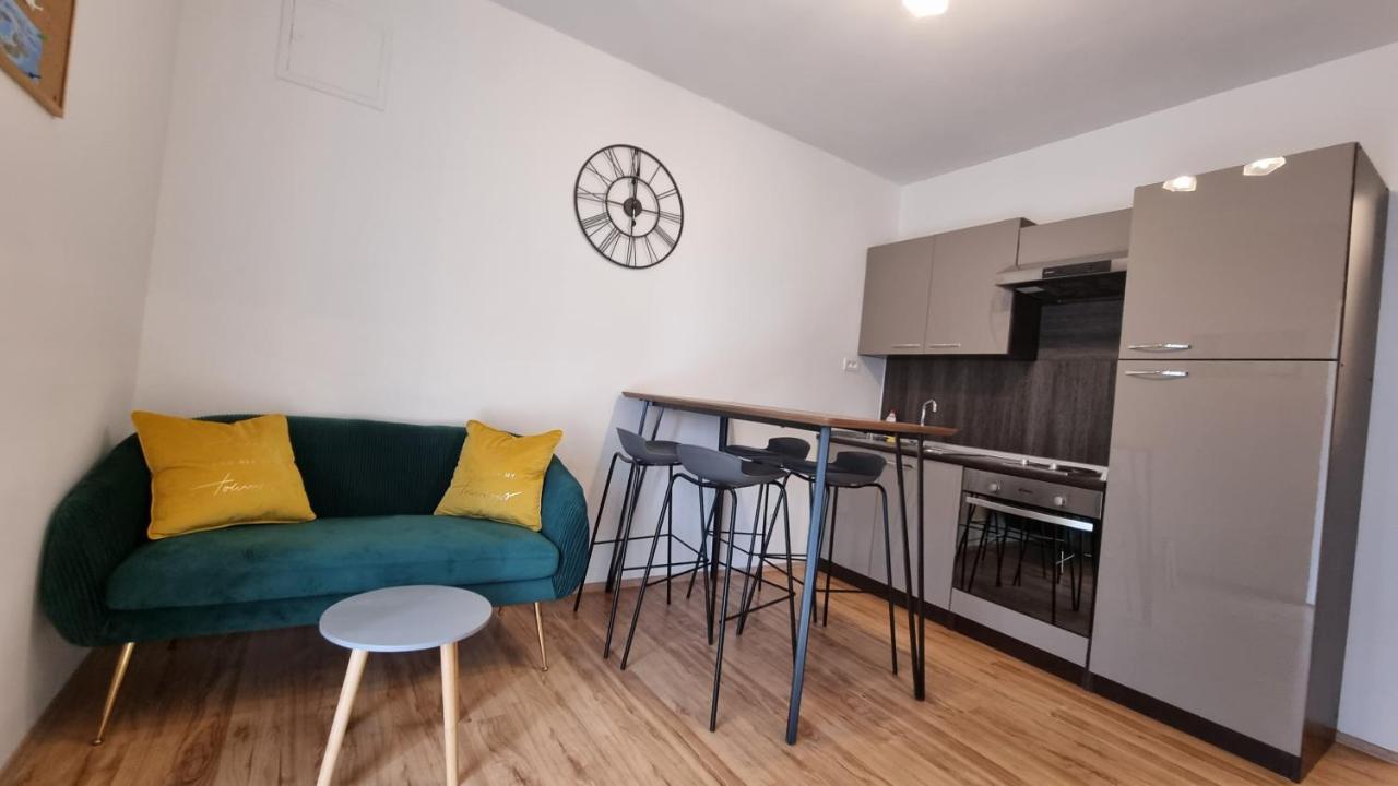 Holiday Home Gabi Рогозниця Екстер'єр фото