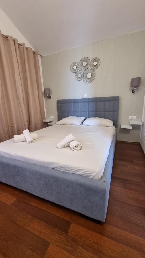 Holiday Home Gabi Рогозниця Екстер'єр фото