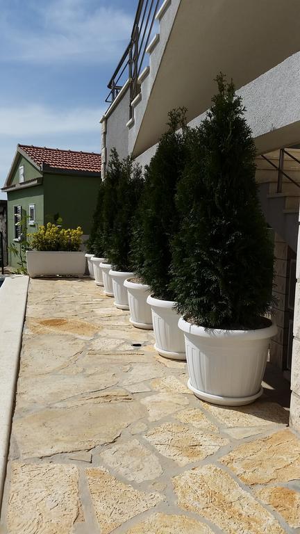 Holiday Home Gabi Рогозниця Екстер'єр фото