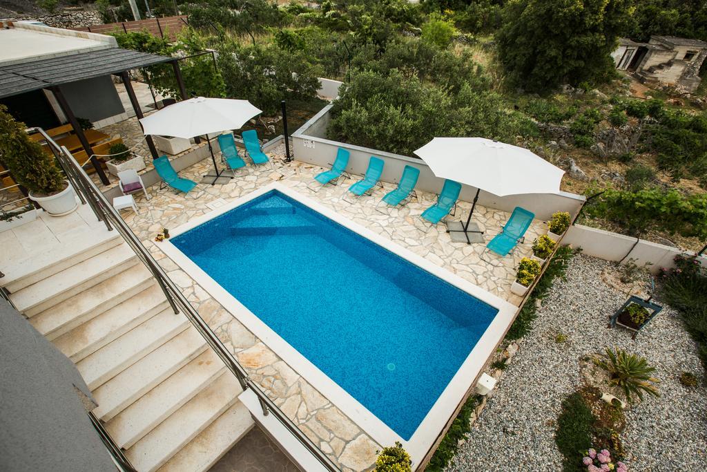 Holiday Home Gabi Рогозниця Екстер'єр фото