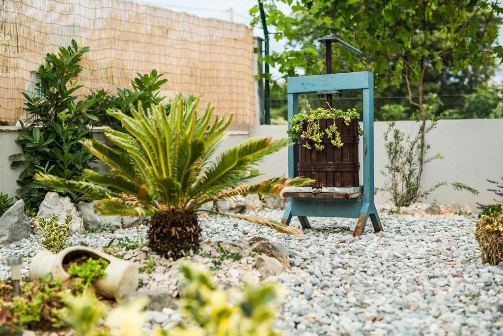 Holiday Home Gabi Рогозниця Екстер'єр фото